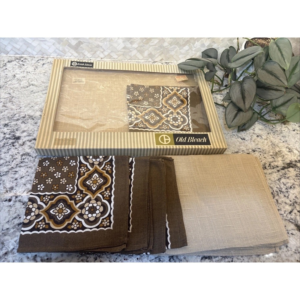 NOS 8 Old Bleach Napkins/placemat Irish Linen‎ Luncheon Set Original Box *READ*